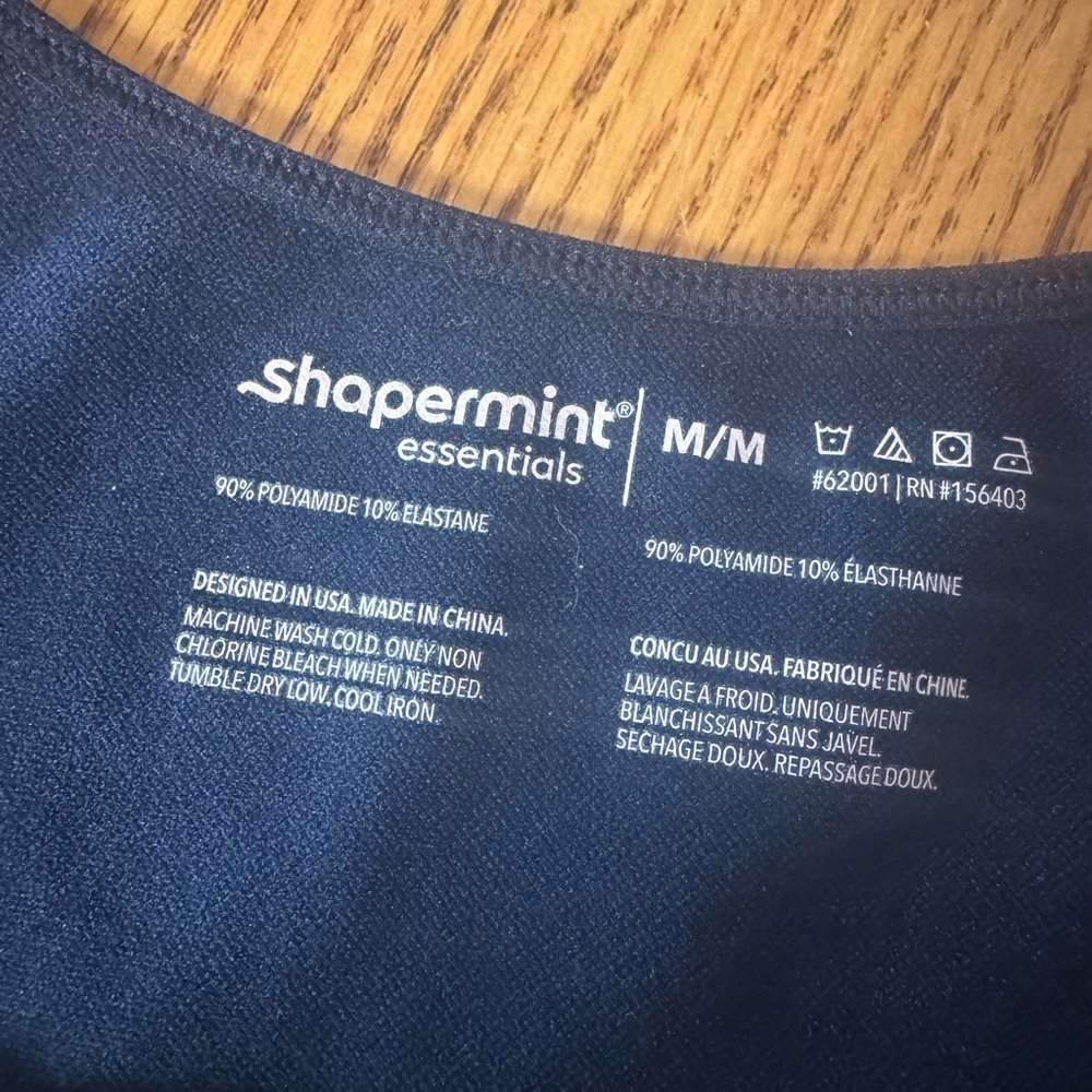 Shapermint Essentials black shape wear size M excellent condition never worn - Picture 2 of 3